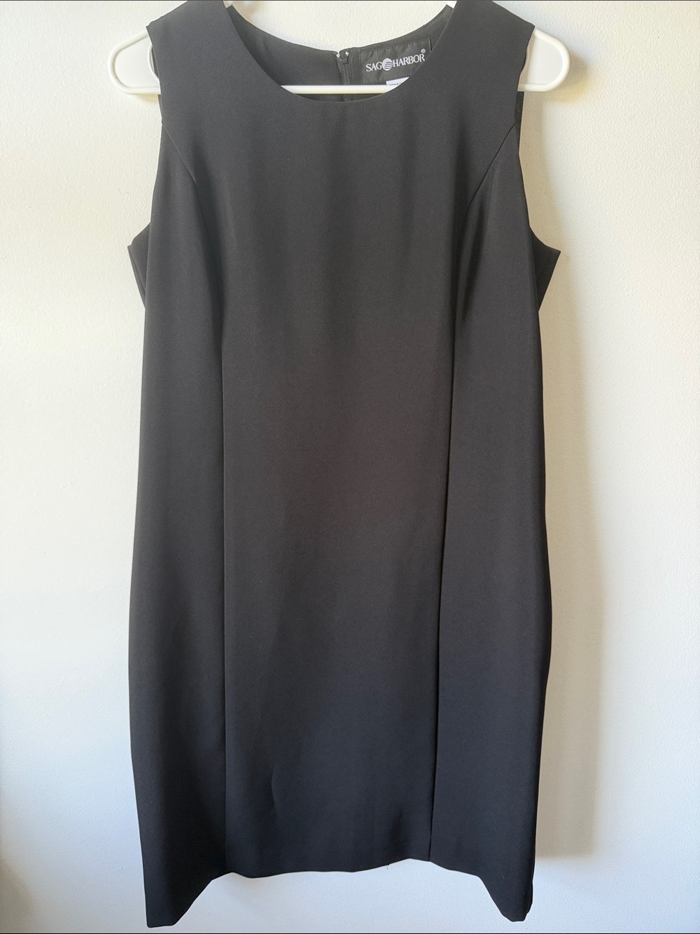Sag Harbor Black Sleeveless Shift Dress